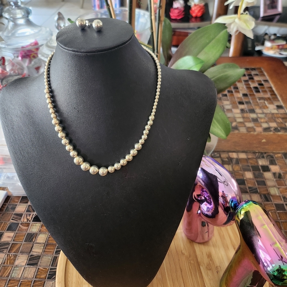 925 Sterling silver necklace & earrings set